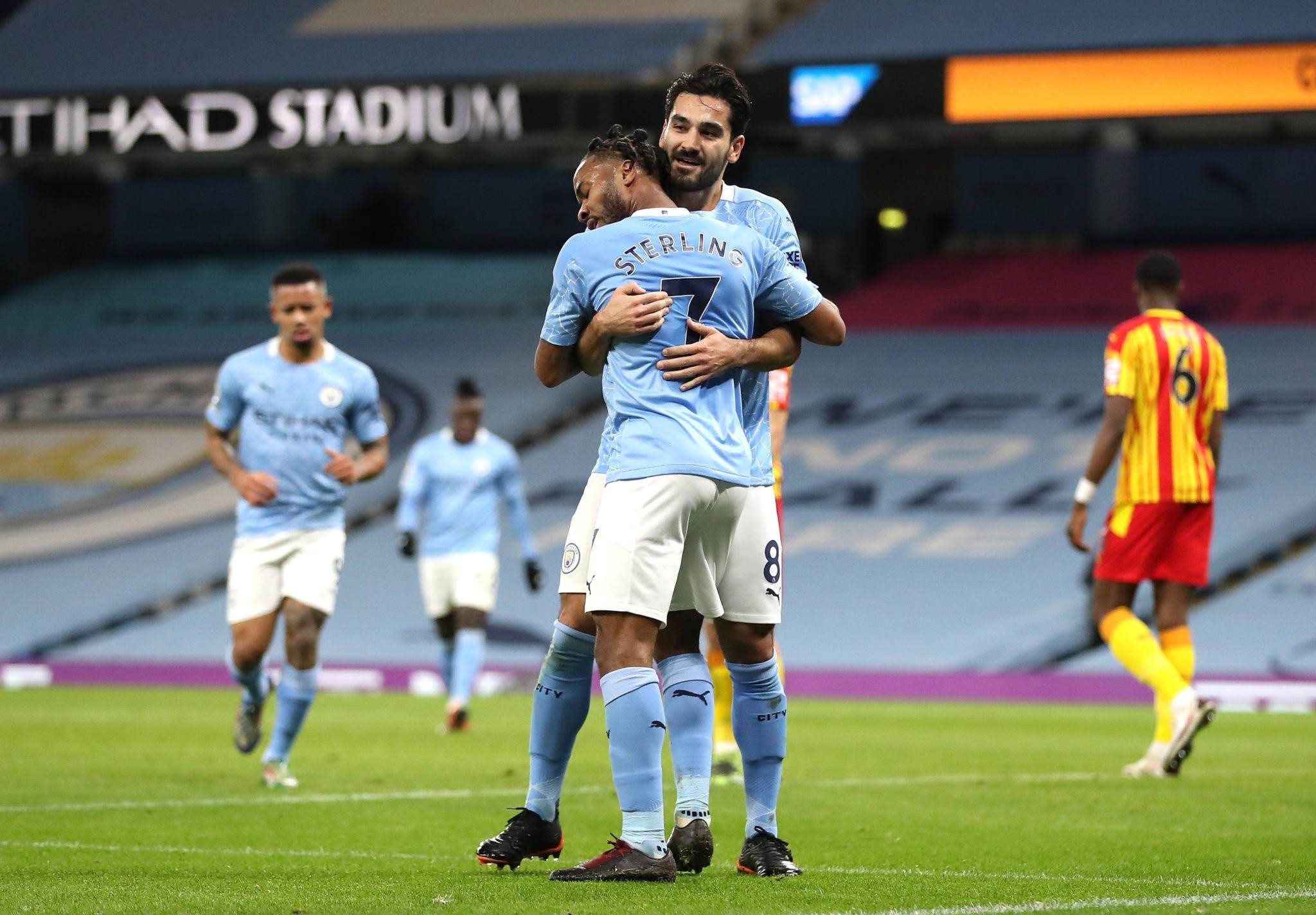 烈和悬念 烈和悬念