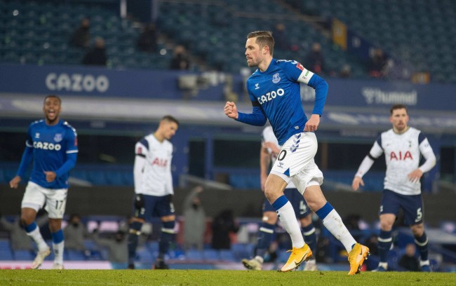 轻人在度假 轻人在度假